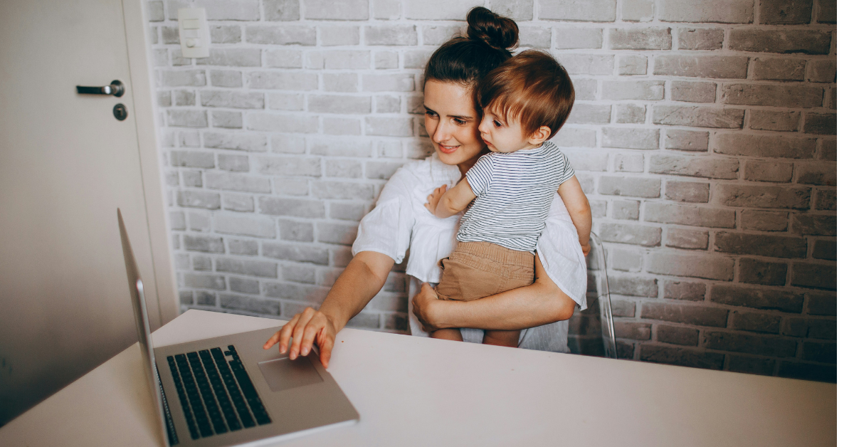 Working Moms vs Stay-at-Home Moms